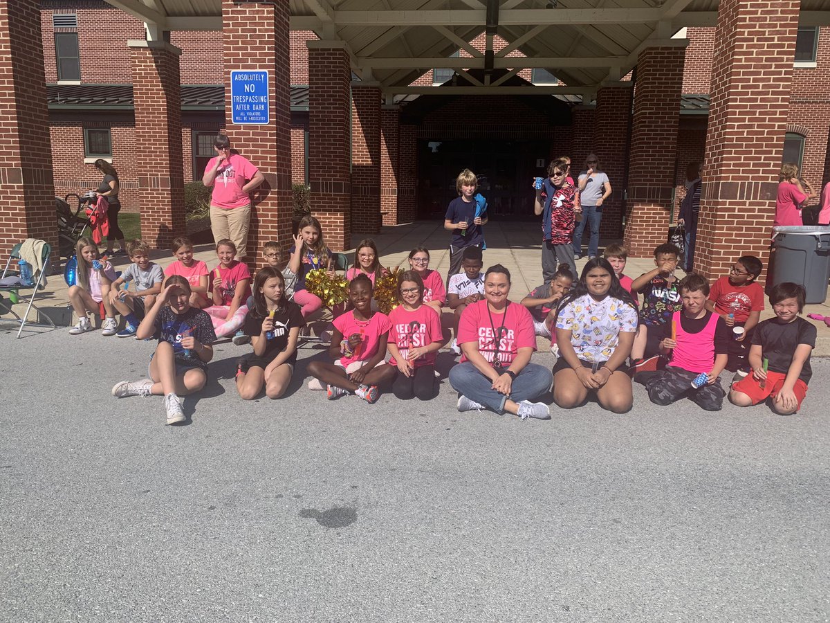 Mrs. Wolfe tweet media