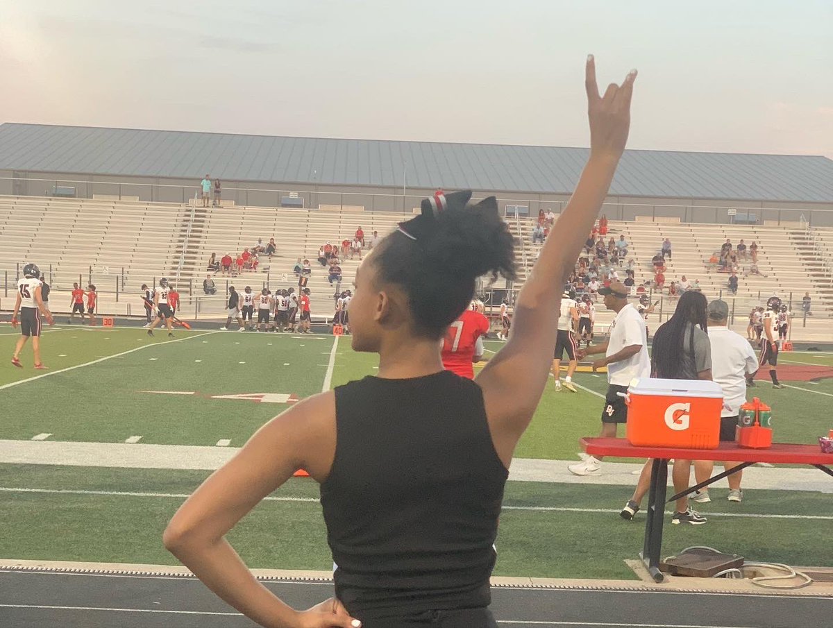 DVCardinalCheer's tweet photo. Great job to our sub-varsity roster last night! You ladies did fantastic! #redwhitefamily #cheernation https://t.co/1USkohW3aj