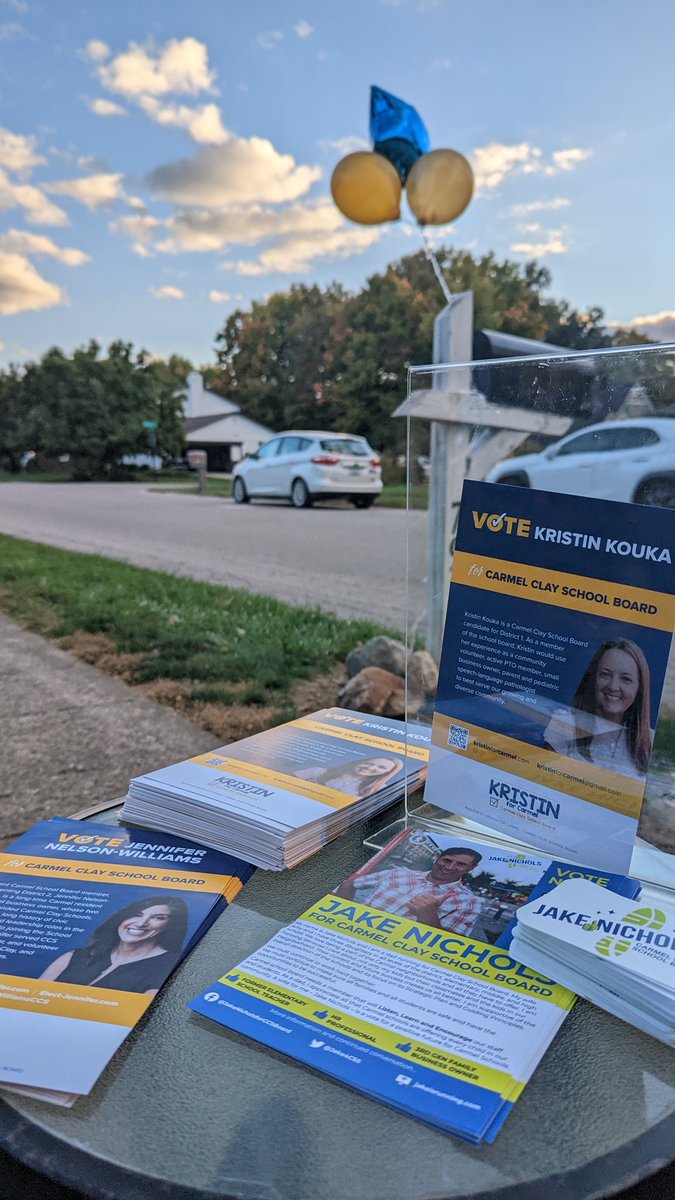 SWR1416's tweet photo. We're painting the town 💙&amp;💛 one meet &amp; greet at a time. It's fantastic to hear @kristin4carmel @jnelsonwilliams and @Jake4CCS reassure voters with facts, confidence and passion that we can do this IF people show up and vote. #hoosiertwitter #myccs #supportccs #vote https://t.co/o9UePWFKTu
