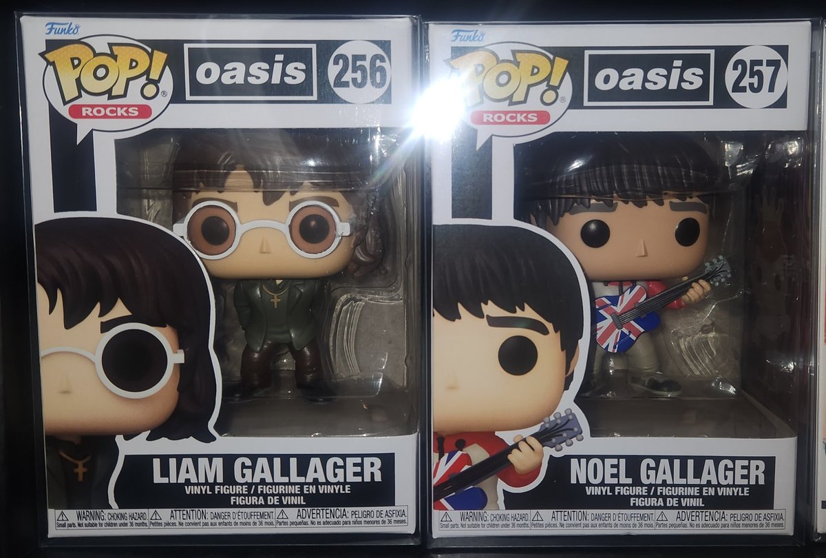 GonzoCollection's tweet image. Did someone say Wonderwall? Day 5 gears to one of the biggest bands to come out of the 90s. Now I felt the need to grab these two, knowing there's a possibility that the license will be pulled due the brothers not liking each other! Current PPG prices:
Liam: $15
Noel: $15