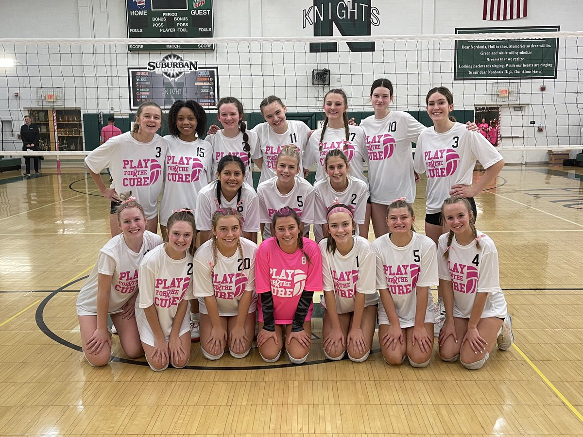 Congratulations to our varsity team on a WIN last night and the turnout for breast cancer awareness- raised over $500!! Way to go 💕🏐