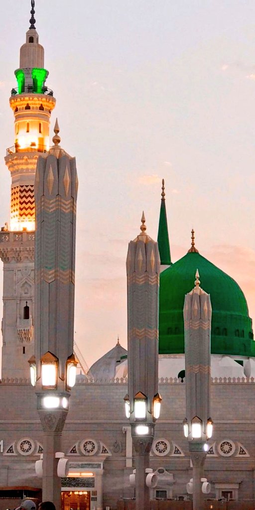 VaseemAhmed_'s tweet image. #Assalamualaikum_______

पैगंबर मुहम्मद ﷺ ने फरमाया 
मां के पैरों तले जन्नत है और बाप जन्नत का दरमियानी दरवाजा हैं!

#ProphetMuhammad ﷺ❤️