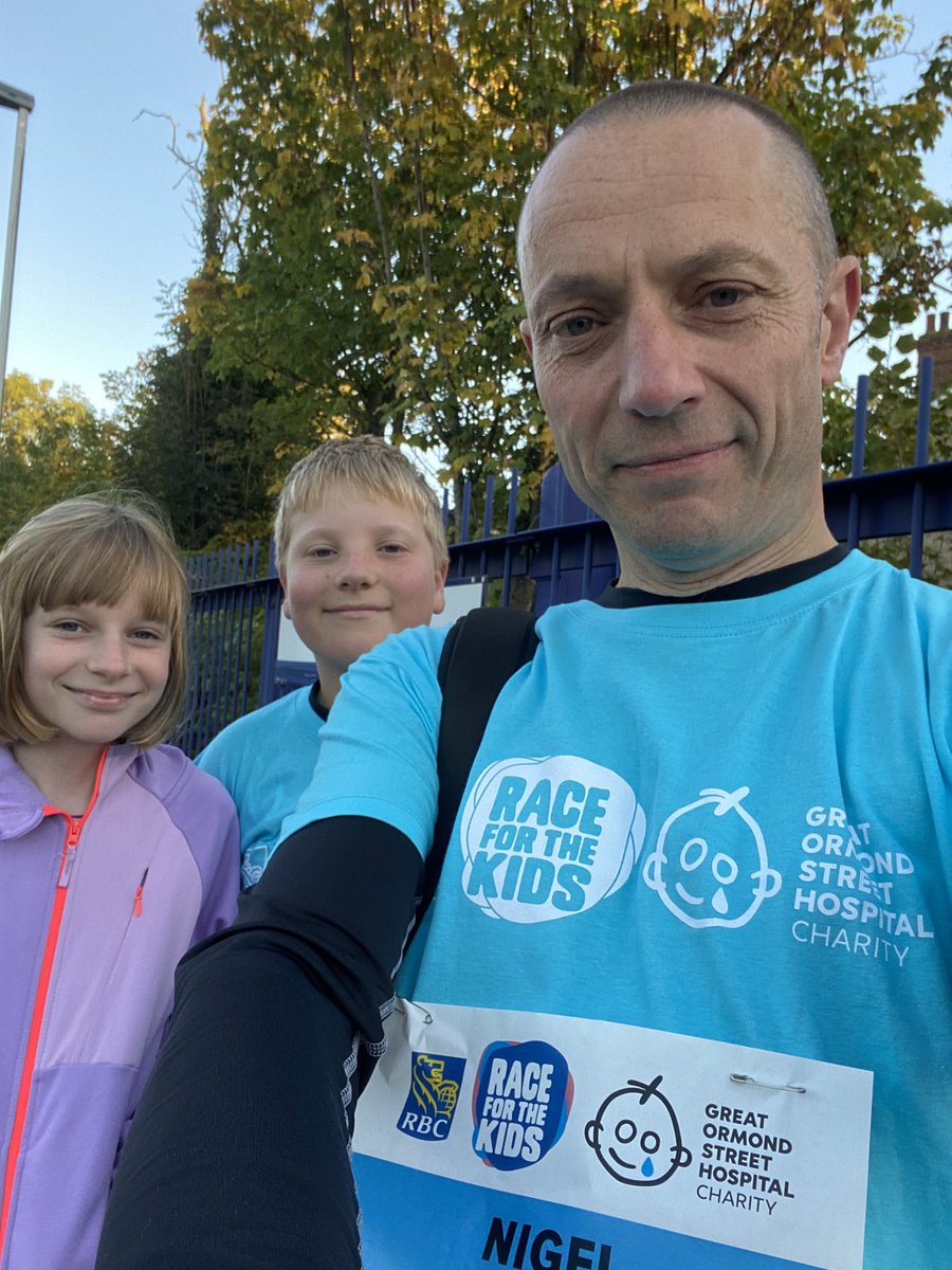 Waiting for train on way to RBC Race for Kids <a href="/GOSHCharity/">Great Ormond Street Hospital Charity</a>