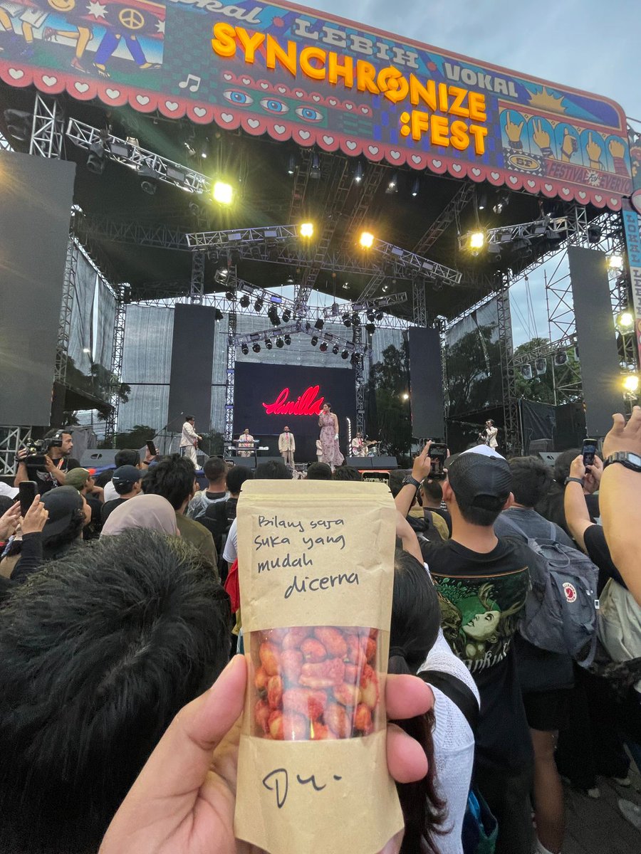 GerahJiwo tweet media