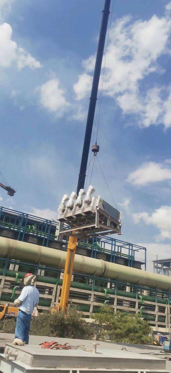 Sludge Dewatering Machine
Capacity:400-680kg-DS/h
QTY：12 sets

Web: tnwcn.com
Email: nora@tnwcn.com/info@tnwcn.com
Whatsapp: +86 13665145916
#WasteWater #wastewatertreatment #sludgedewatering  #wwtp #stp #watersustainability #dewateringpress