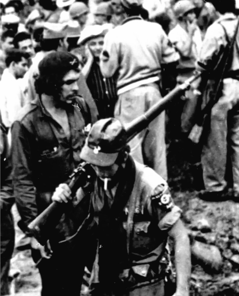 1922_adrian's tweet photo. #CheGuevara
#Revolutionary
#CheLives
On 8 October 1967, Che Guevara was captured in the jungles of Bolivia
 'Day of the Heroic Guerrilla'. https://t.co/AA7OQkJiQL