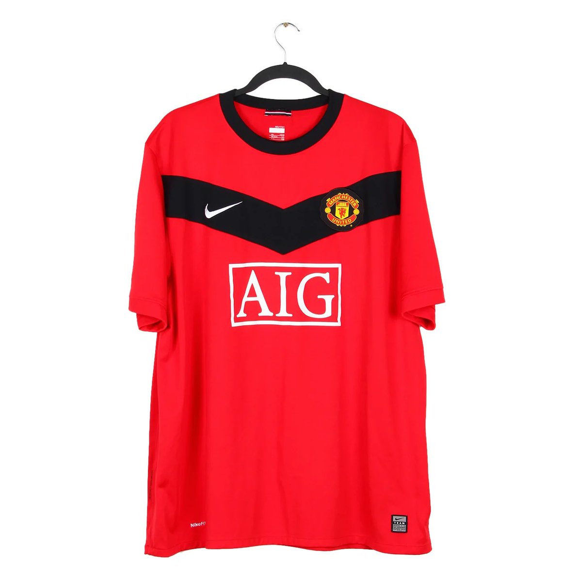 Footballtweet's tweet image. The first player you think of when you see this shirt is? 👕
