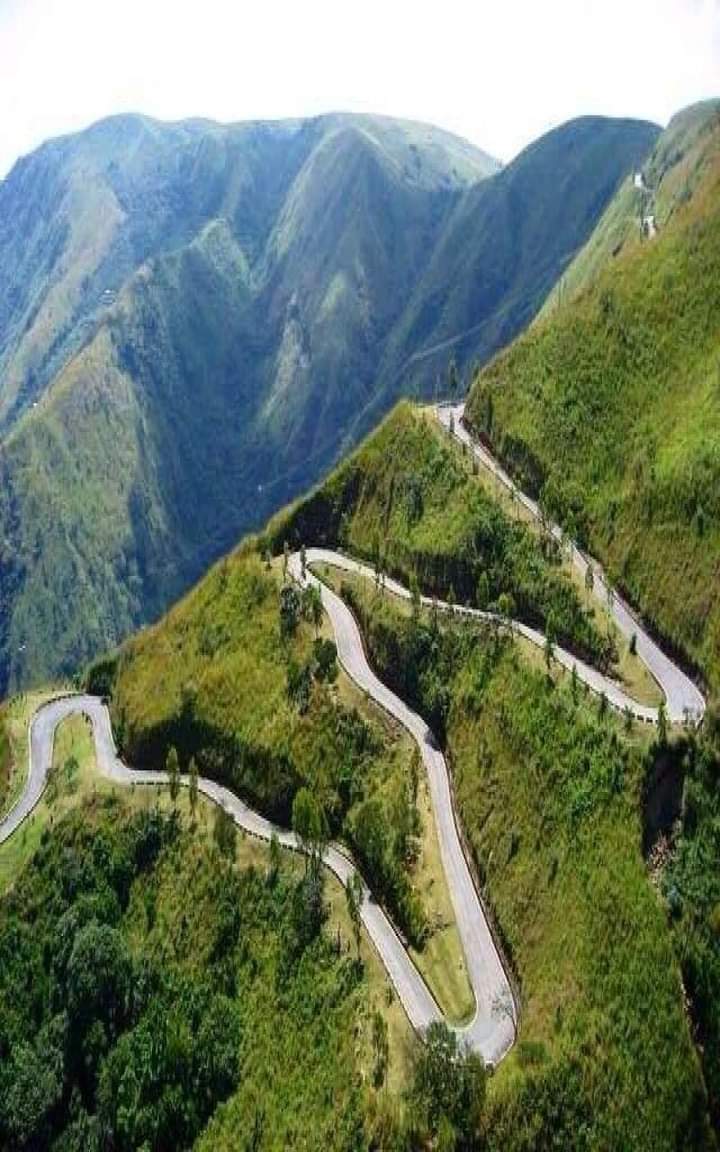 TarabaChronicle's tweet photo. Taraba is a state in North Eastern Nigeria, named after the Taraba River which traverses the southern part of the state.

Taraba have 16 local government and  including the capital, Jalingo. The inhabitants are mainly the Mumuye, Fulani, Jenjo, Wurkum. https://t.co/LizuIJdL1L