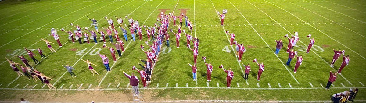 NateSever7's tweet photo. The @TheUHSMB put on one heck of a show this evening! Also did the incomparable #ScriptOhio Well done @sappmusic ! It was a great performance! #GoClimbers๐๐ผ @thielc @UrbanaHS_OH @UrbanaYES @UrbanaAthletics @Tony_Grigsby27 https://t.co/kWqT6VSEMN