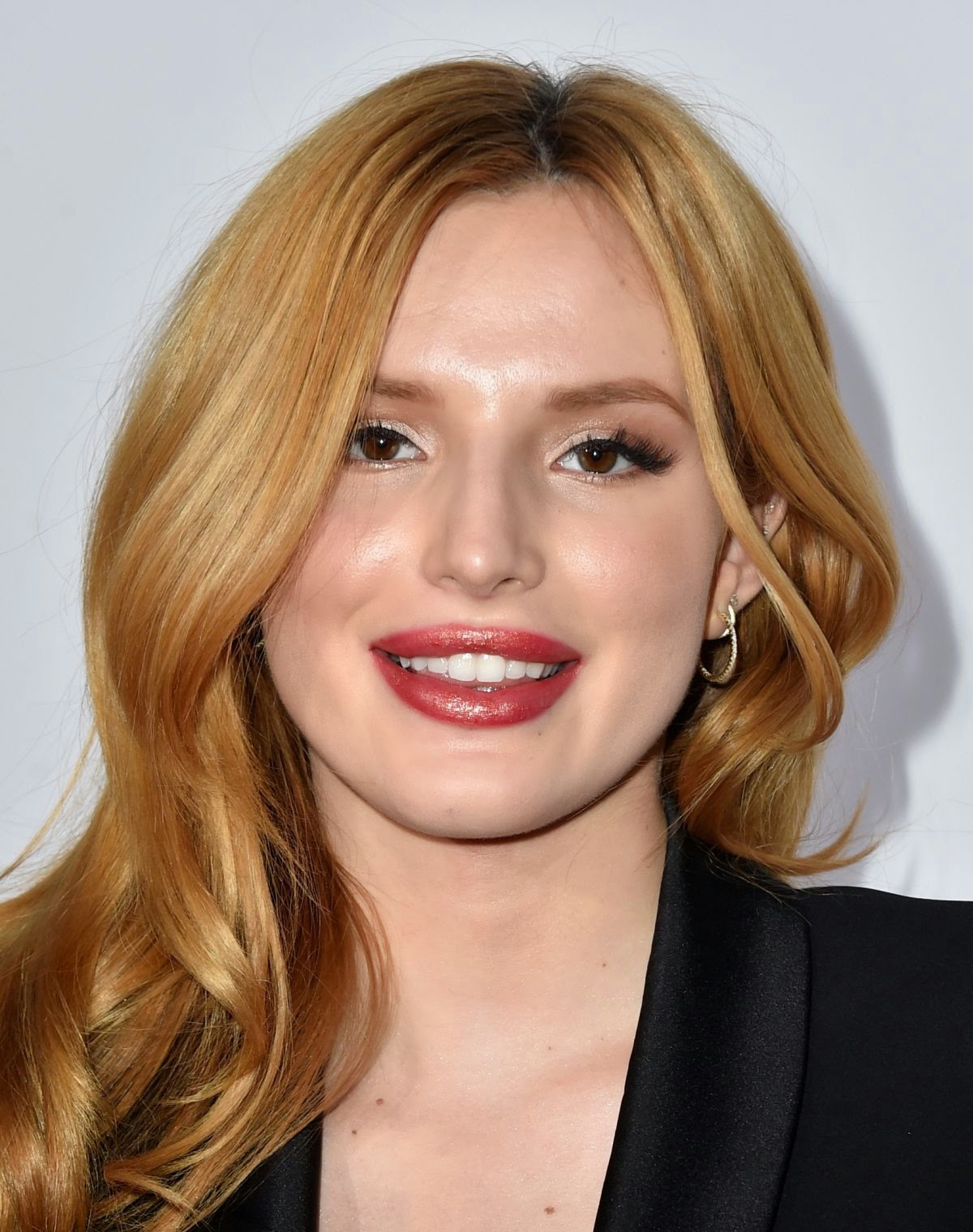 Happy Birthday to one of my favorites Bella Thorne!! Disney star all grown up!! 