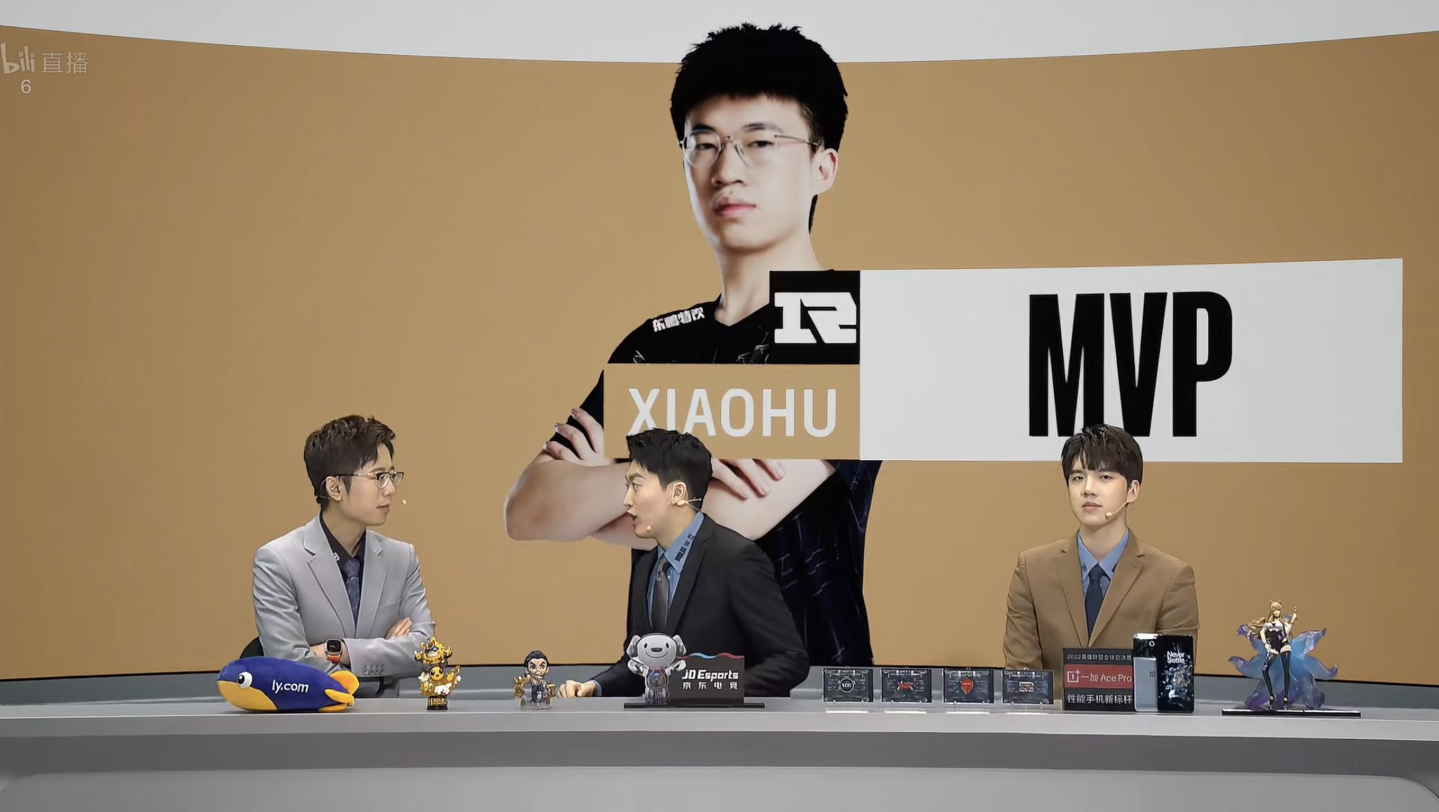 LPL Worlds2022 on Twitter "If I beat the best mid laner at