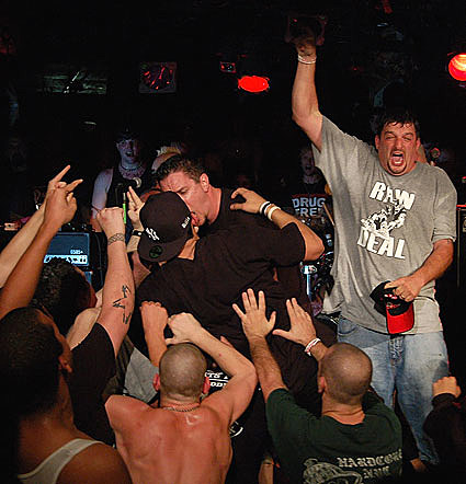 PunkRockStory's tweet image. 16 years ago today, a sad day for all hardcore (punk) fans.

These pictures of "Sick of It All" are from the very last Sunday Hardcore Matinee at CBGB on October 8, 2006.

#punk #punks #punkrock #hardcorepunk #hardcore #cbgb #history #punkrockhistory #otd