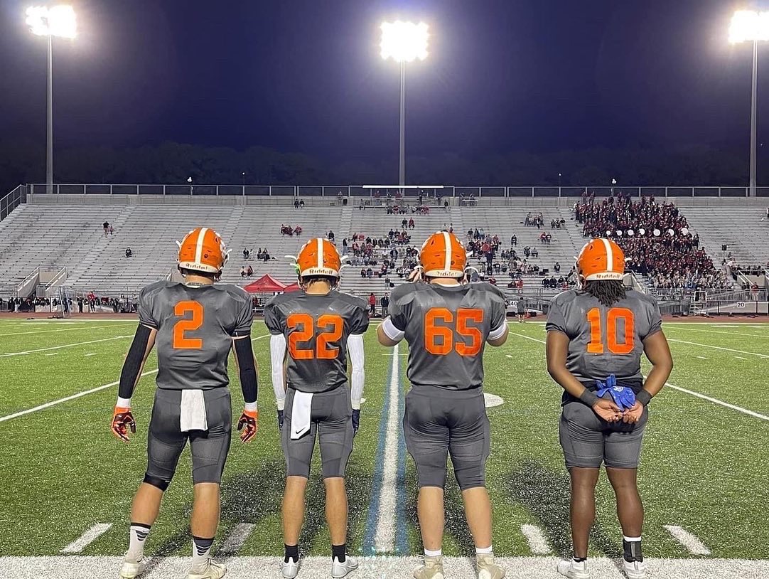 GrissomTigers's tweet photo. Congratulations to our TIGERS on their WIN against the Aggies tonight, 17 - 3 !!! 

#GrissomFootball #ONEtiger #PoundTheStone #ManyStripes #GHSletsgo  @RduttonRich @Coach_Living @Coach__Osborn https://t.co/2JDzqzSwIA
