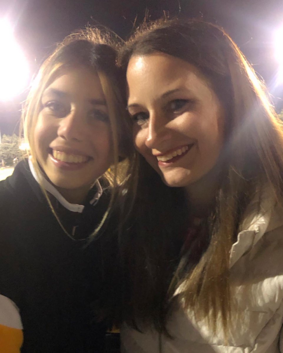 wilkinscheer's tweet photo. Glad that so many continue with sports into high school, especially with cheer and Poms, and that I can continue supporting and cheering everyone on from the stands. Way to go Ceci and the St. Laurence Golden Girls! @STLGoldenGirls @ISD109 https://t.co/5tKl4f6lIw
