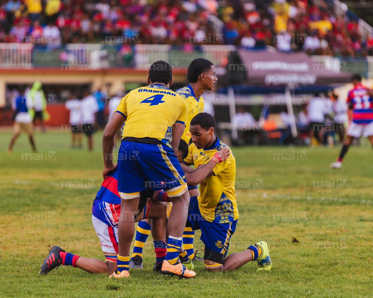 maitvfiji's tweet photo. Suva Grammar U17 players jump for joy following their hard-fought 8-3 win over Marist in the U17 finals.
#deansfinal #fijirugby #winningmoments #fiji #fijinews #TeamFiji https://t.co/dyEyFnKgHH