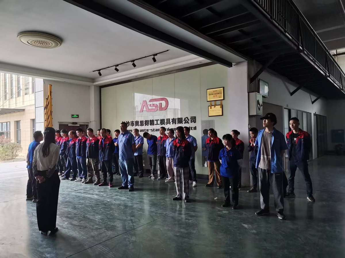 early meeting , we are work together ,we are growing together , we are brother , we are  family .
