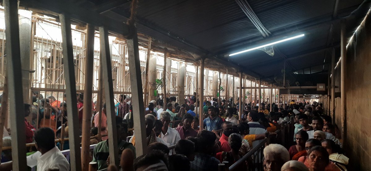 SanjayKabil's tweet photo. In Srirangam Ranganathar Temple, There are lots of issues happening here in this temple, Where people are suffering without proper water facilities and priority  for dharisanam is too slow. Honorable CM @mkstalin sir and  @PKSekarbabu Sir, Kindly take immediate action on this. https://t.co/zS3FzuxXEH