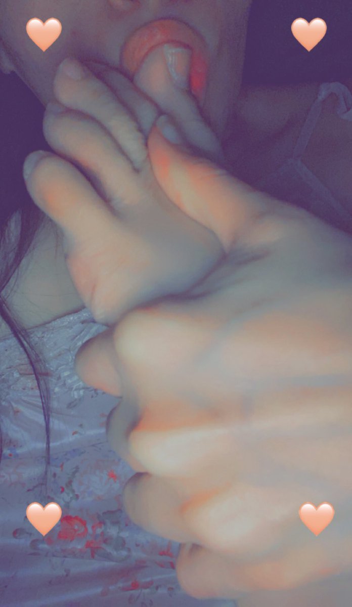 ninifc66's tweet photo. https://t.co/6FEEXwpHBz  #onlyfansgirl #onlyfanspromo #FYP #fypシ #feetfethish #sugarbaby #SugarDaddySerious #onlyfan #feetupfriday #viral #lickingfeet #LatinAmerica #Trending https://t.co/U5T4WDIRW3