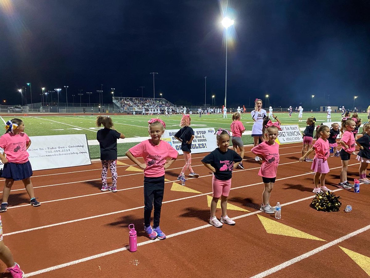 boulder_hs's tweet photo. Jr. Cheer!  #bchs41 #bchscheer https://t.co/6SqMzG2tTH