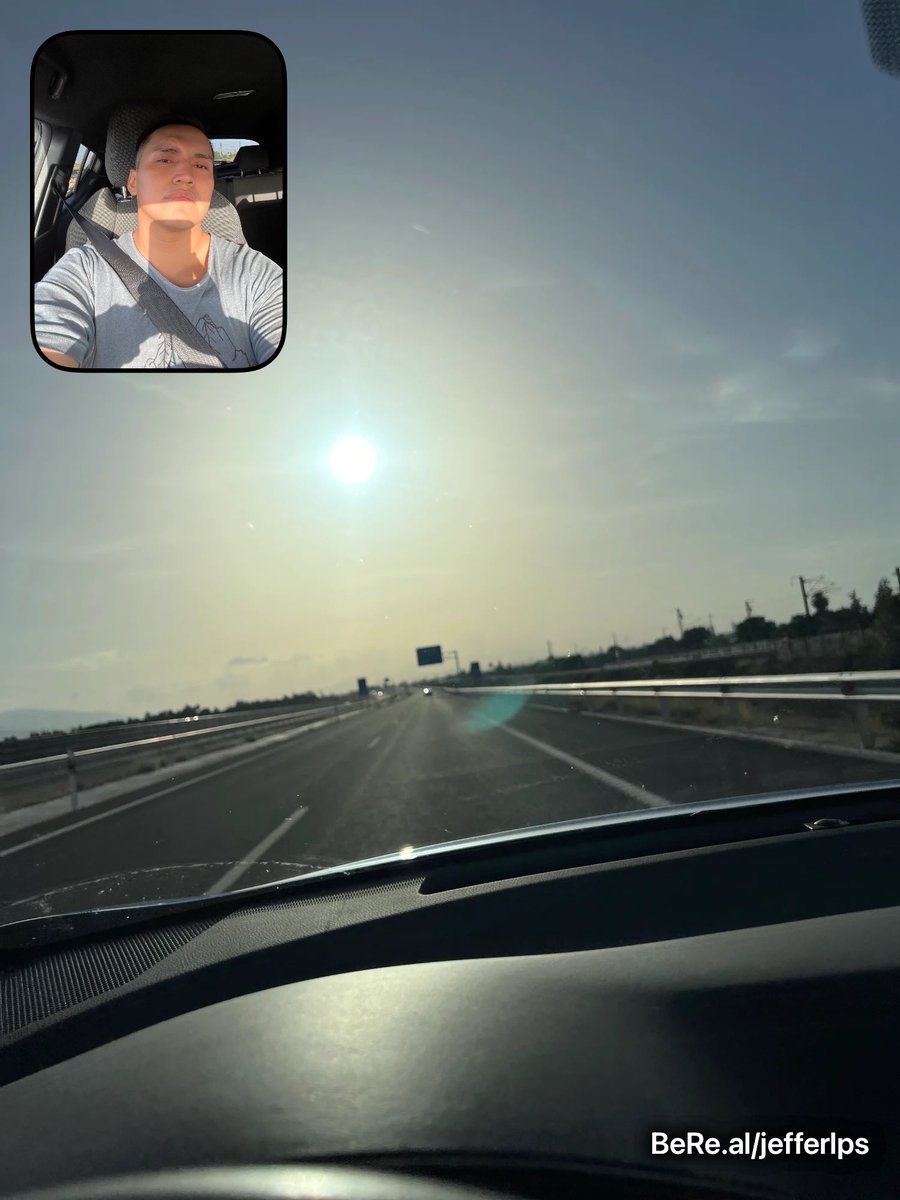 Jefferlps's tweet photo. Únete a mí en BeReal. https://t.co/7BliSIgIfc https://t.co/7QGUMGOpvx