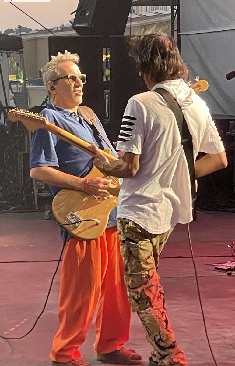 A un mes de tu eternidad... en mi ♥️ siempre así 🙏🍷🍷🤘 #marciano