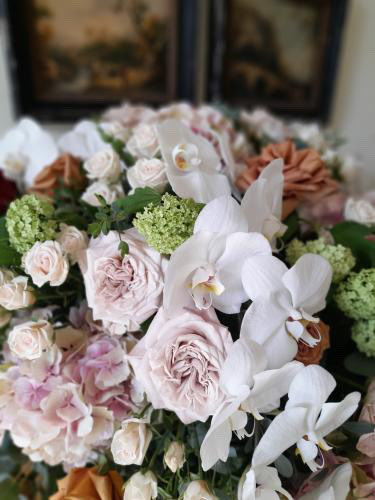 rownhamshouse's tweet photo. Love these weddings flowers ⁦@rownhamshouse⁩ #weddings, #Wedding-flowers, #Hampshire-weddings, #SouthamptonWedding , https://t.co/ljSxyFq7cr