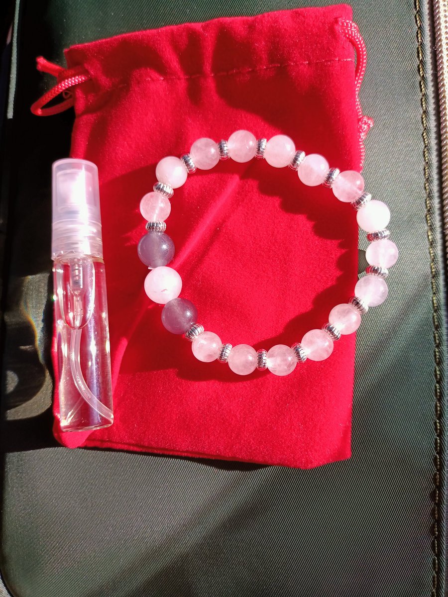 joanne_olmo's tweet photo. Thank you very much @__sincerely_c   😊 Love the bracelet &amp; freebie.  #DearestC #BeTSinMANILA https://t.co/k8vwfCuSC8