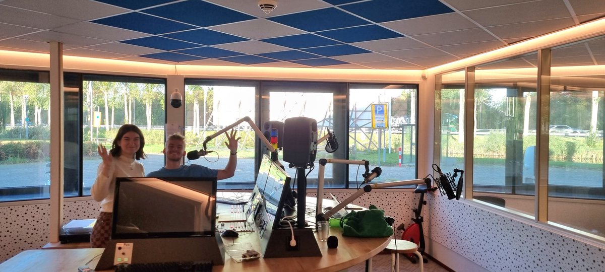 Vandaag in IJssel-nieuws o.a. deelscooters in #capelle, de Algeracorridor, Afvalbeleid, 40% sociale woningen nu in Capelle wat wordt het en hoe, 4e Multiculturele Foodmarkt, Week van de Veiligheid en meer. met o.a. wethouders <a href="/AnsHartnagel/">Ans Hartnagel</a> <a href="/rikvwoudenberg/">Rik</a> en Sjoerd Geissler.