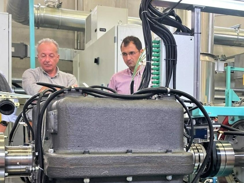 AvioAero's tweet photo. We announced the #AVALON results! AVALON is a collaborative research project PON-MUR ARS01_01067 launched in 2019 w/ us as leader. Focus: mechanical transmissions, electric drives for hybrid-electric engines & innovative design methods for #futureofflight #weareavioaero #ETDC ✈️ https://t.co/0qxQcZETdg