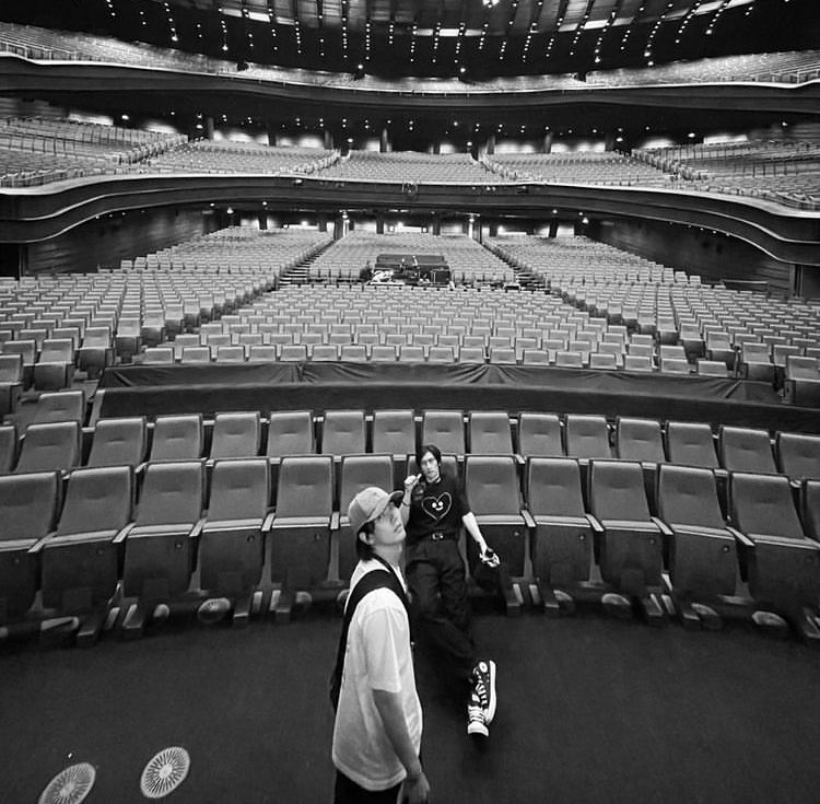 BibleBuildPH's tweet photo. BUILD’S IG POST UPDATE

CAPTION: 💙🇸🇬 I’m here

#BibleWichapas
#BuildJakapan
#BibleBuild 
#ไบเบิ้ลบิว https://t.co/vObsUjvI1q