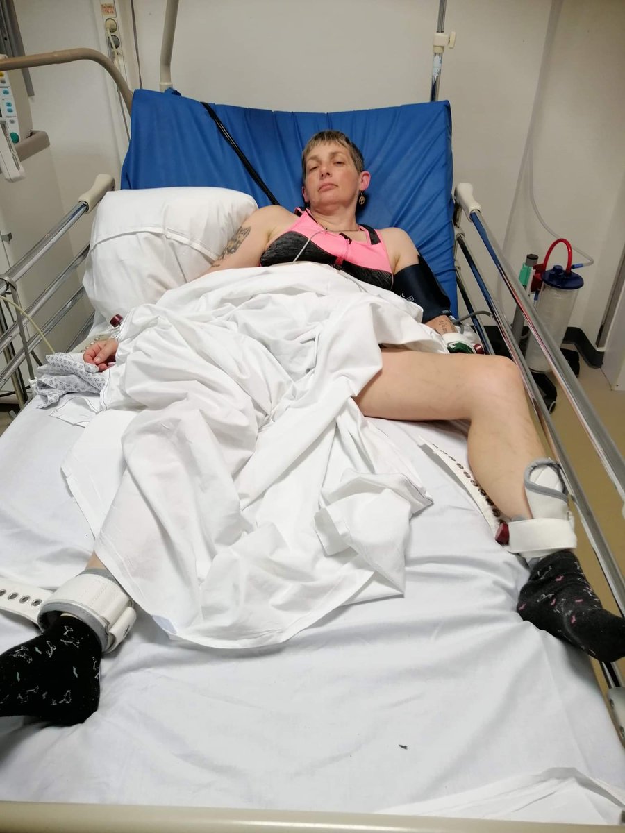MougelCeline3's tweet photo. Svp je vous demande de lire attentivement et de #rt se médecin doit être virer , et le #chu de #Vouziers #rethel #ardennes doivent poursuivre l'enquête ya surtout je suis handicapés a 80 pour cent .
Coupable d'avoir était violer 😥
#RT #tmp #radio8 @Cyrilhanouna #PleaseHelp 🙏 https://t.co/bxMfNq5d6E
