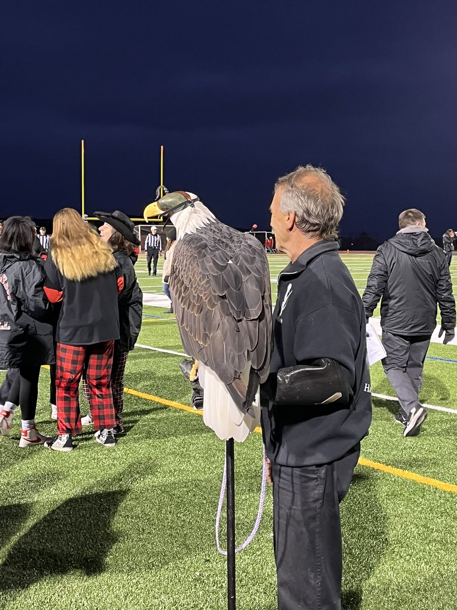 chencrew04's tweet photo. Hoco 2022! Work is better with friends! A great night for football and a Raptor 🦅 win! #chencrew #athletictrainer #ATlife #raptorssportsmedicine #raptorsathletics #raptorsfootball #hoco2022 #at4all #essentialtohealthcare #healthcareeverywhere #uchealth https://t.co/IyxoCgKYZb