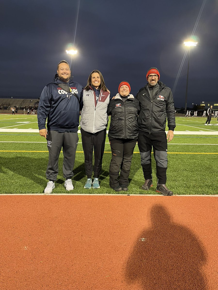 chencrew04's tweet photo. Hoco 2022! Work is better with friends! A great night for football and a Raptor 🦅 win! #chencrew #athletictrainer #ATlife #raptorssportsmedicine #raptorsathletics #raptorsfootball #hoco2022 #at4all #essentialtohealthcare #healthcareeverywhere #uchealth https://t.co/IyxoCgKYZb