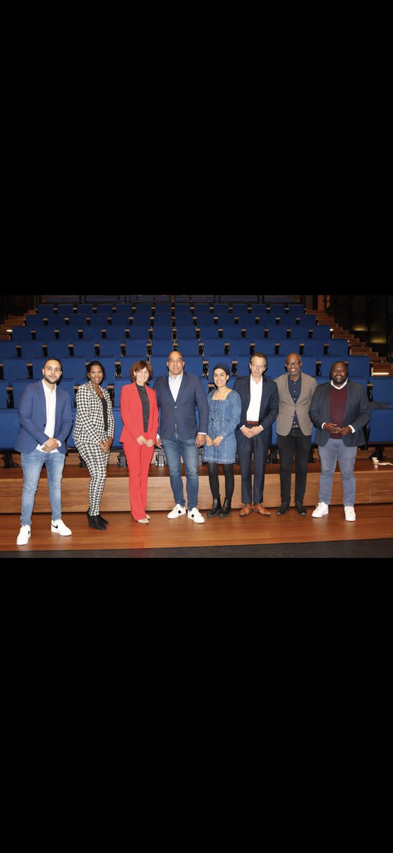 Donderdagmiddag 6 oktober een geweldig inspirerende kick-off van onze Culturele Raad van Advies van de faculteit rechtsgeleerdheid - <a href="/VUamsterdam/">Vrije Universiteit Amsterdam (inactief)</a>. Thema: diversiteit en inclusie in het werkveld van de (aankomend) juristen en criminologen. Met oa <a href="/MpanzuBamenga/">Mpanzu Bamenga</a> als spreker.