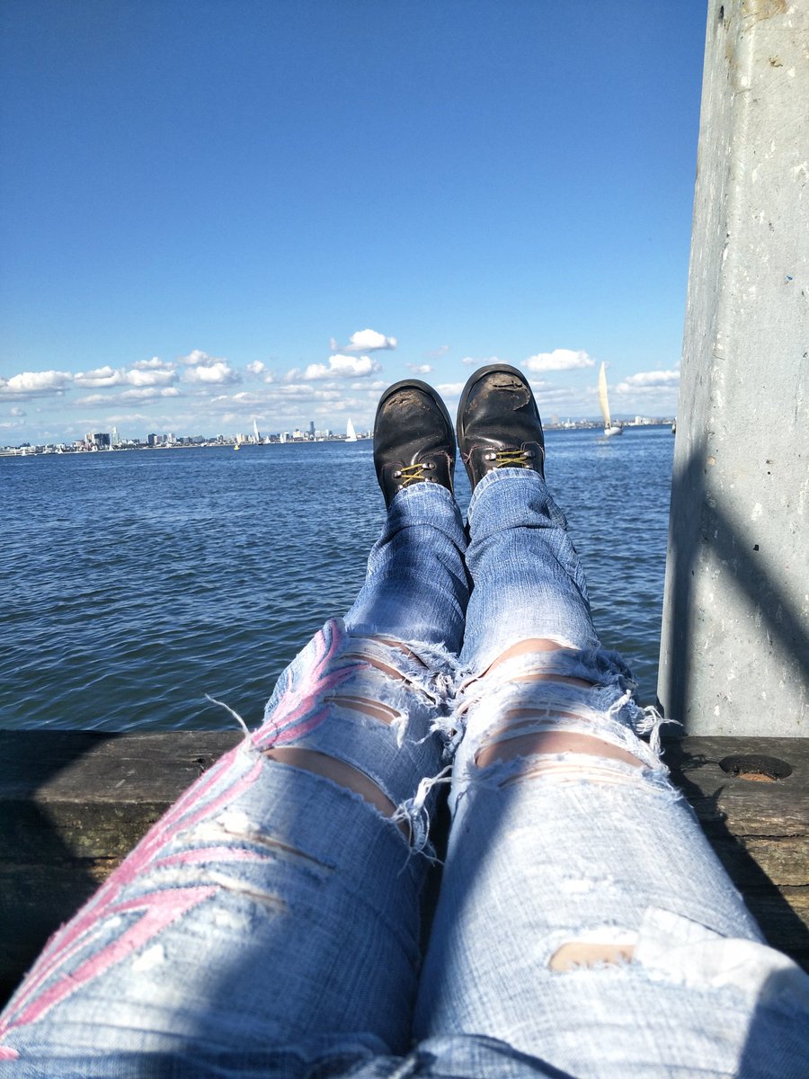 I hope everyone is enjoying their weekend .. Go outside and enjoy some fishing and fresh air 😍