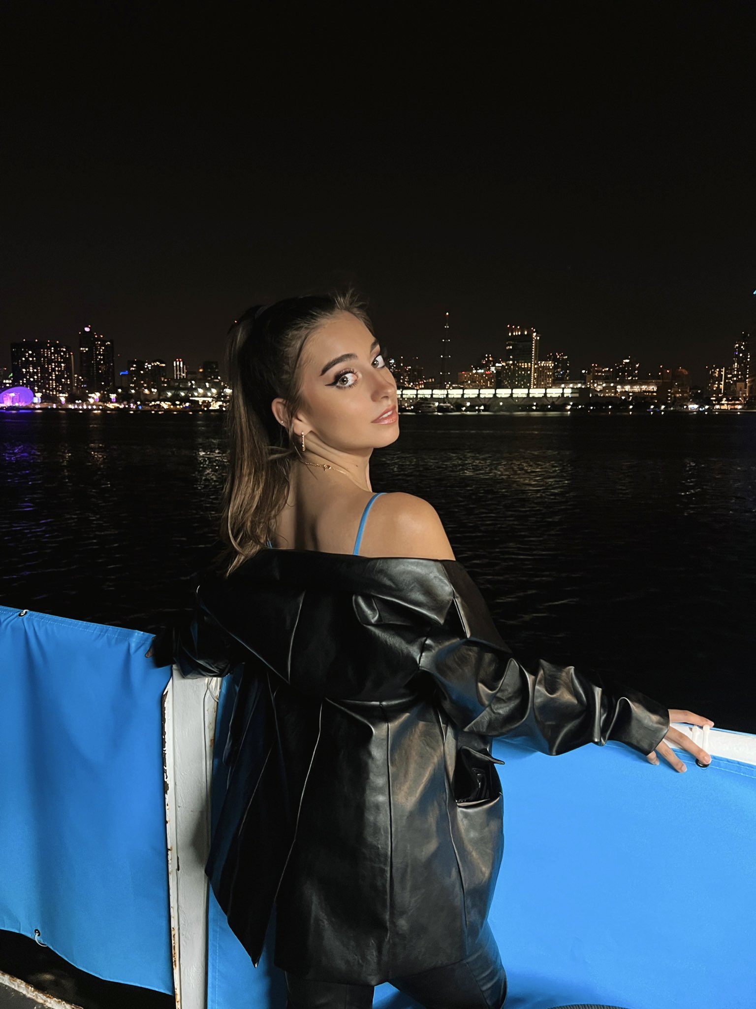 Lea Martinez on Twitter: went to my first yacht party today 🛥 https 