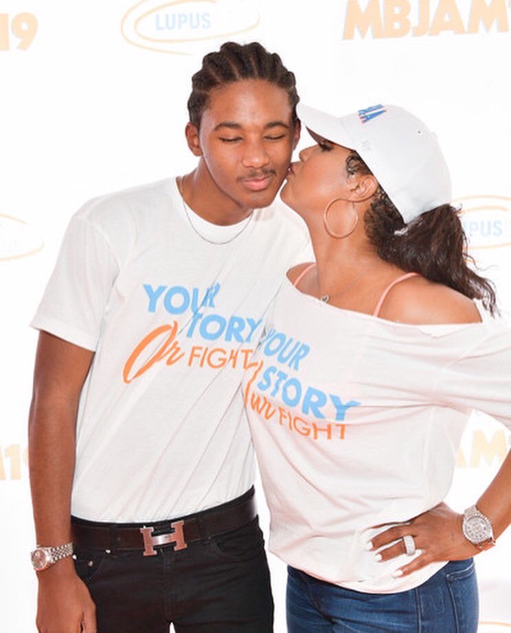 LupusLA's tweet photo. Wishing a very Happy Birthday 🎉 to incredible #lupuswarrior and #LupusLA board member, @tonibraxton! Thank you so much for all you do to elevate lupus awareness!
⠀⠀⠀⠀⠀⠀⠀⠀⠀
👉 Tap below to see Toni and her son, Diezel, promoting #lupusawareness at Lupus LA's #MBJAM. 🧡 https://t.co/hLZDnO7cdM
