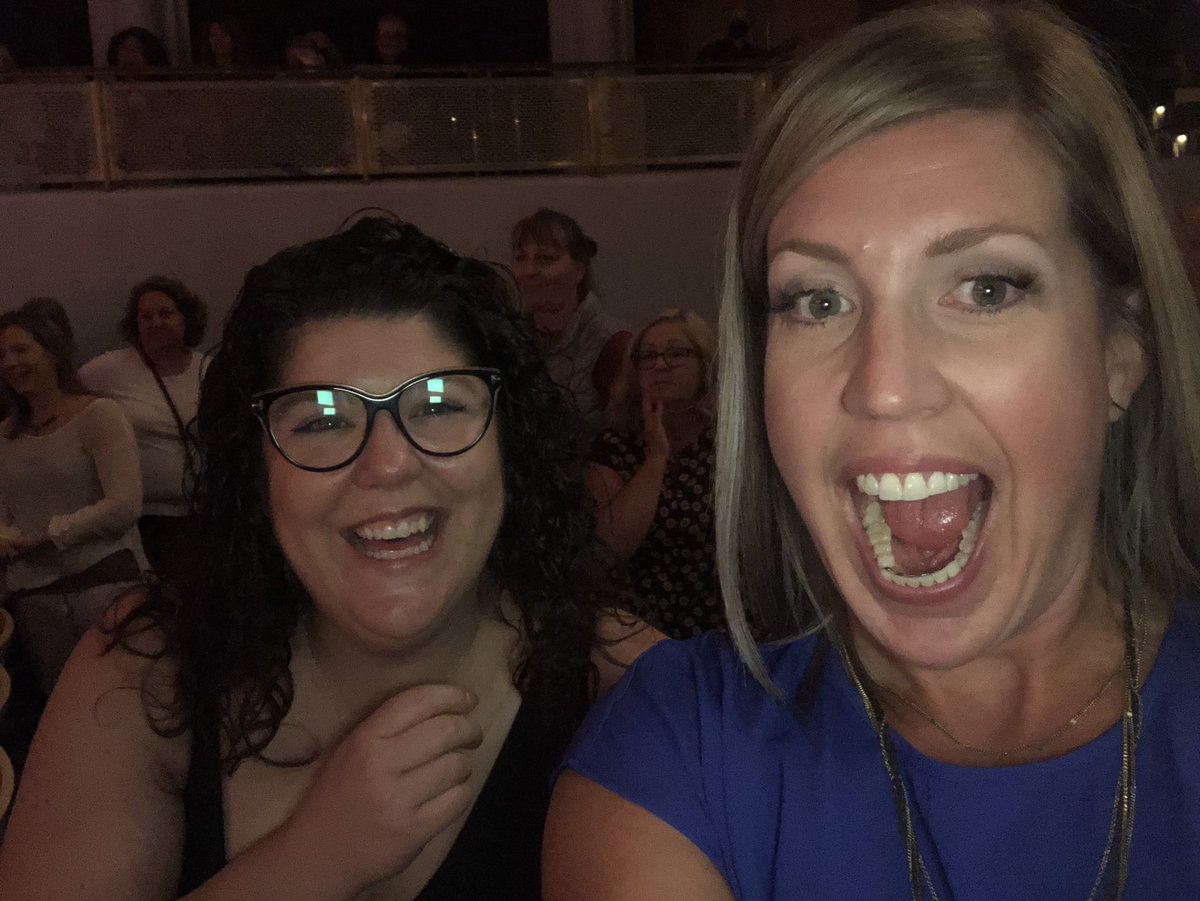 eterinity's tweet image. Had the best time tonight at @choirchoirchoir Couldn't escape if I wanted to… 🎶🎵Need more sing songs!