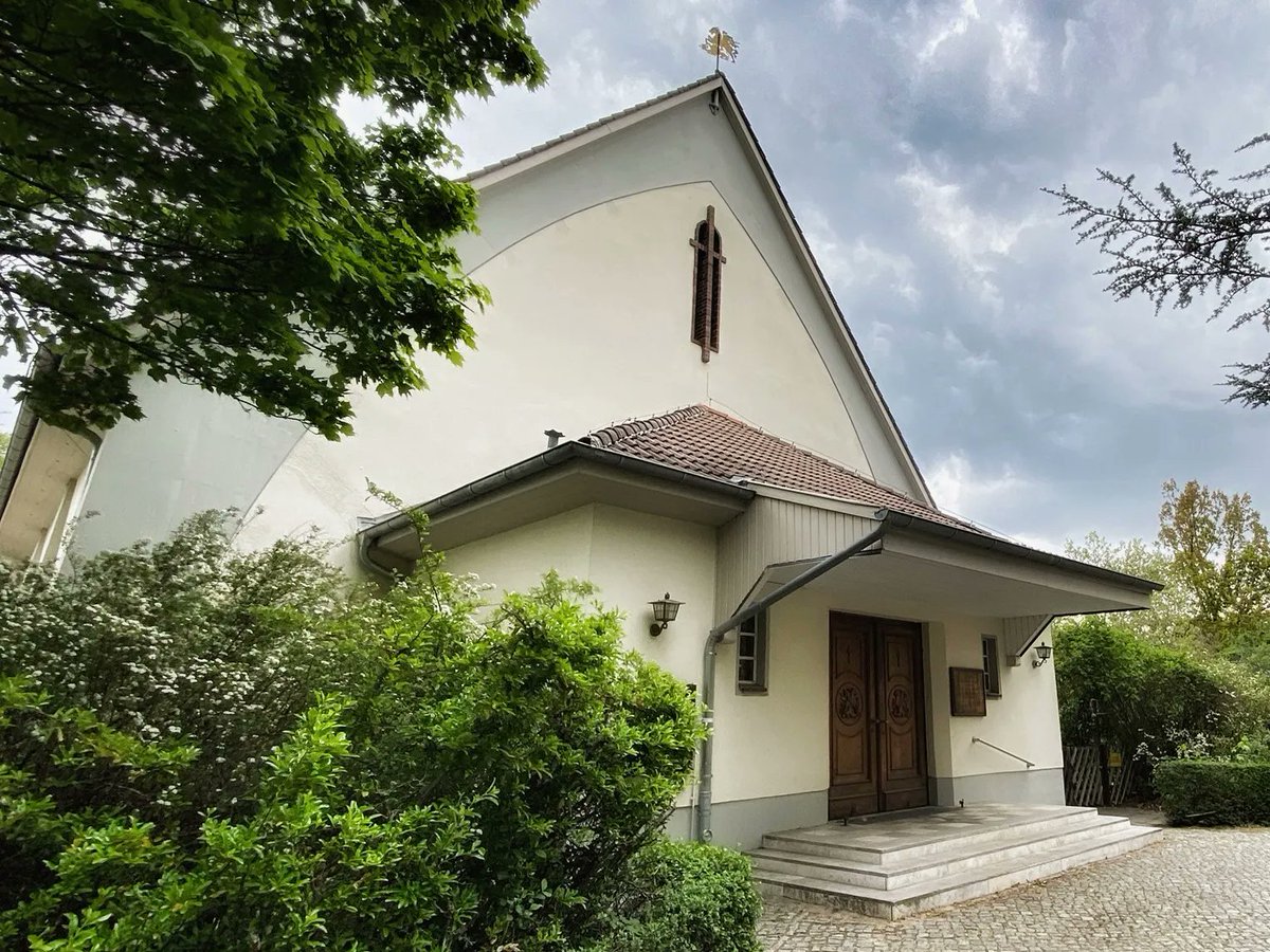 DioceseinEurope's tweet photo. Today we pray for the chaplaincies of Berlin: (also serves Dresden)(Chaplain: Christopher Jage-Bowler, Assistants: Joachim Reich and  Gottlieb George),  Bonn with Cologne (Chaplain: Richard Gardiner and Reader: Jenny Knudsen) and Dresden (Ricky Yates (PTO)). https://t.co/RqEa4TmalG