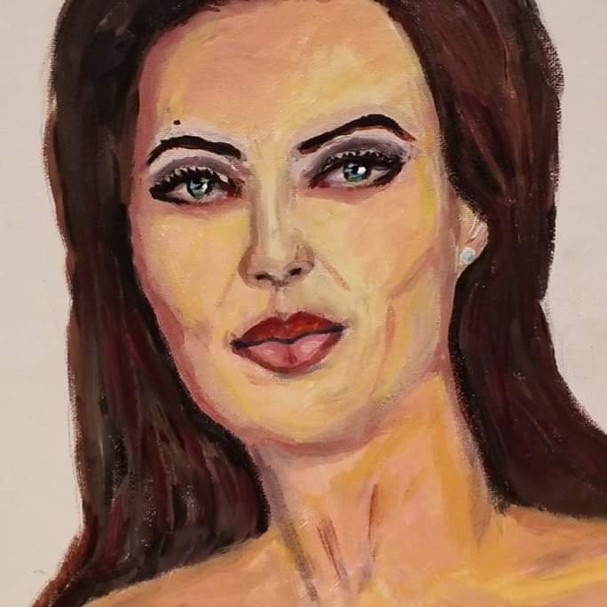 LTennies's tweet photo. Angelina Jolie. https://t.co/50xzgv0sW6