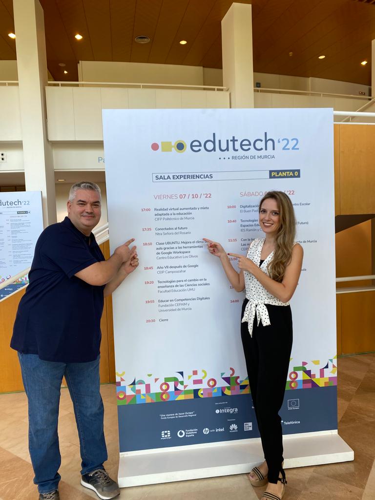 30007293's tweet photo. Felices por poder exponer nuestra experiencia innovadora como centro en #EDUTECHRM de la mano de @BuideJc y @montsemartinez.oficial @Educarm @ProgramasRM @direcmur @RmAdeip @iborra_g https://t.co/VrB0VenXkU