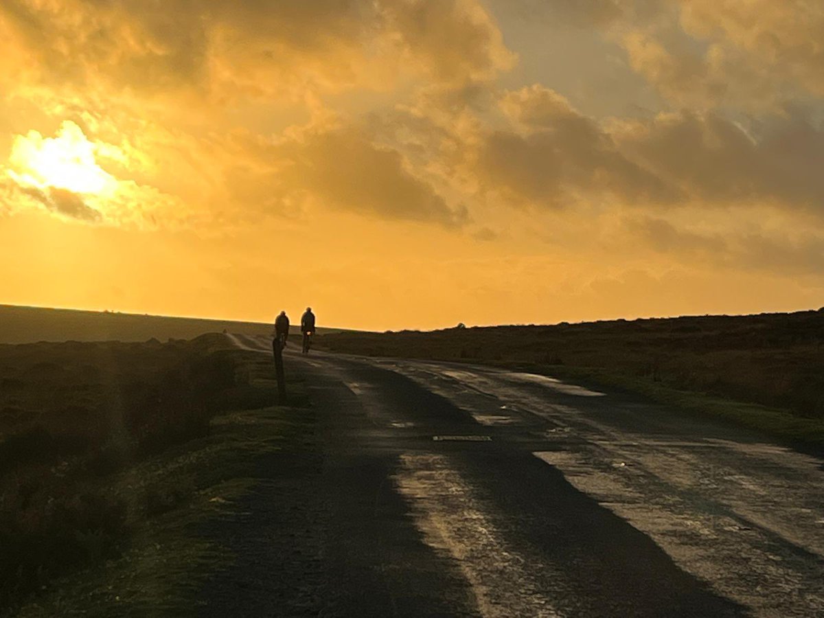 1000in9's tweet photo. #Dartmoor at its best. Brutal, majestic and glorious in the sun!  Day 8 of #1000in9 done! https://t.co/WT68SyIrhi