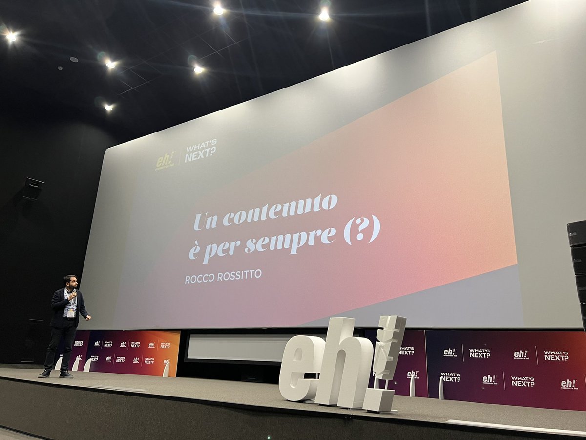 Ieri all’#ecommercehub ho portato il mio punto di vista su come una strategia di contenuti che punti all’importanza più che alla presenza possa creare un terreno fertile alla conversione. Grazie <a href="/fabriziotodisco/">Fabrizio Todisco</a> per l’invito e <a href="/MariannMarcucci/">Marianna Marcucci</a> per la super presentazione con foto