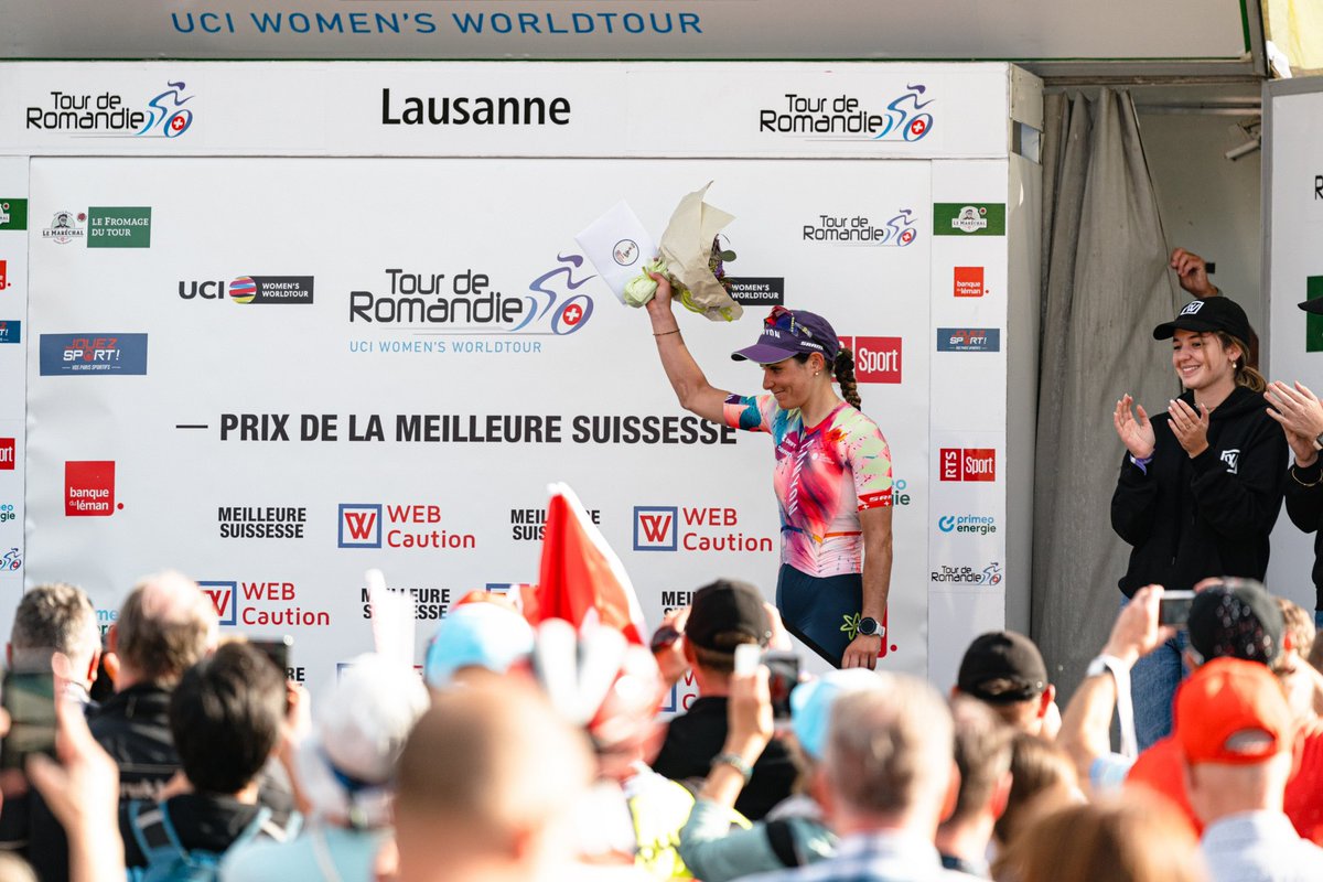WMNcycling's tweet photo. “Few riders can say they have a World Tour race at home, so I try to enjoy it as much as possible!” @e_chabbey.

Read the post-stage reactions from Elise Chabbey and @SorayaPaladin ⤵️
https://t.co/83ZA3NY9J1

#TDRF #TakeTheLead https://t.co/6APBuFs0vG