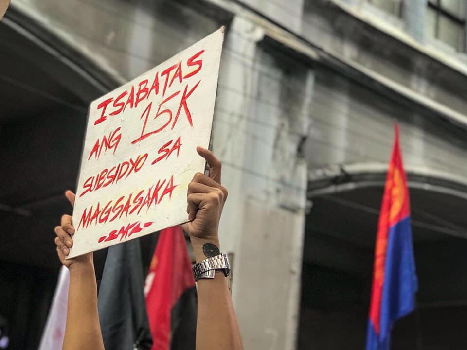 “Marcos, Peste” ang sigaw ng mamamayan. Ito ay alinsunod sa mga mapaminsalang patakarang ipinagpapatuloy ni Marcos na nagsisilbing peste lalo na sa mga magbubukid.

#MarcosPesteSaMagsasaka
#MarcosFirst100Days