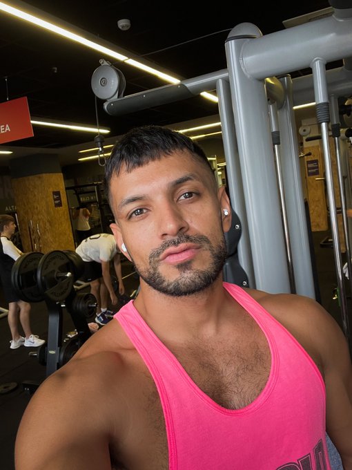 Ma?ana de gym ? mi onlyf4ns esta que arde???

https://t.co/cygxMH1YMl 

https://t.co/pNz6fzbQxc

@miguelsolo611