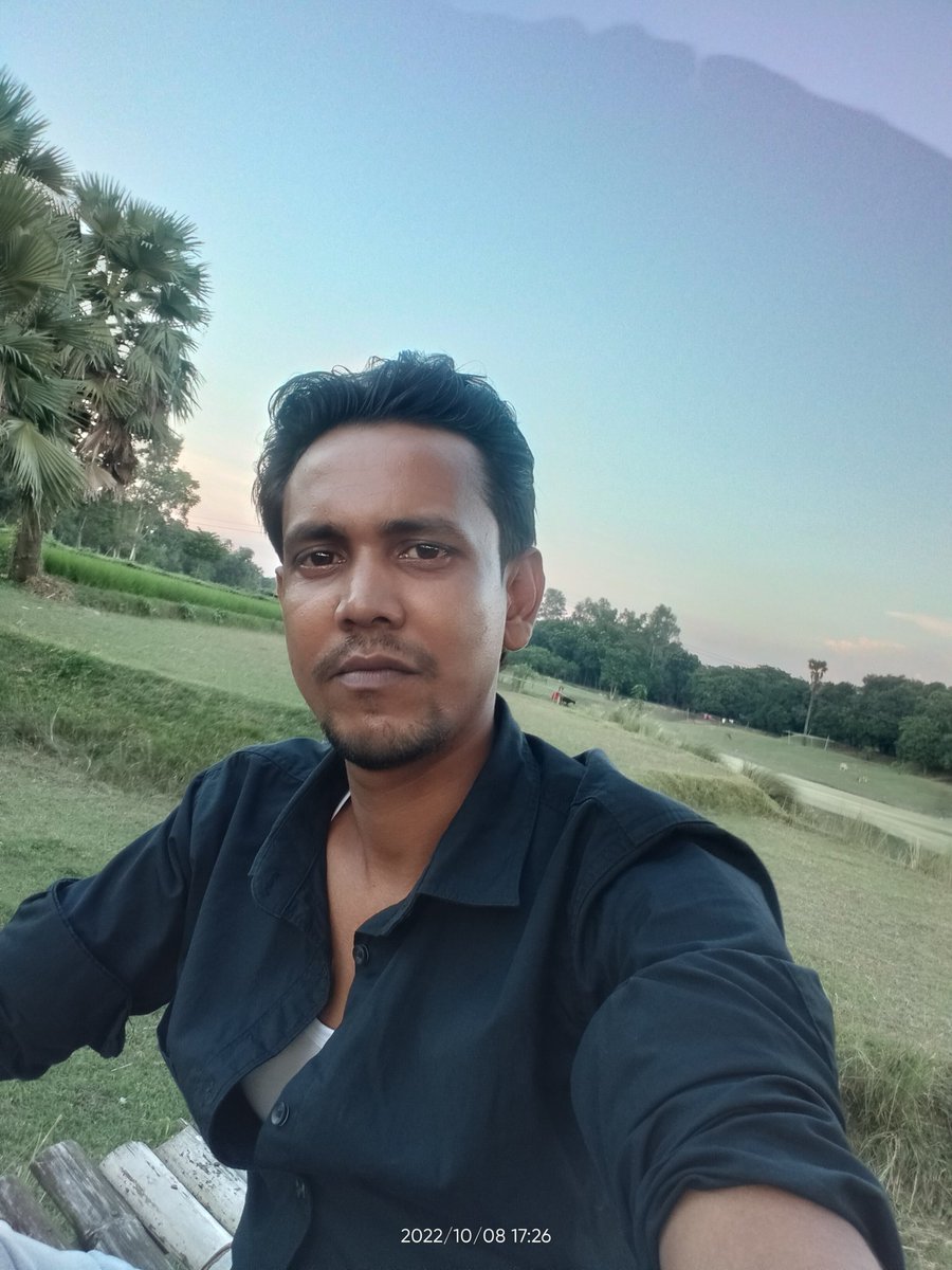 NeshanKhan6's tweet photo. জীবন যুদ্ধে পরাজিত এক সৈনিক https://t.co/igkONqdcJE
