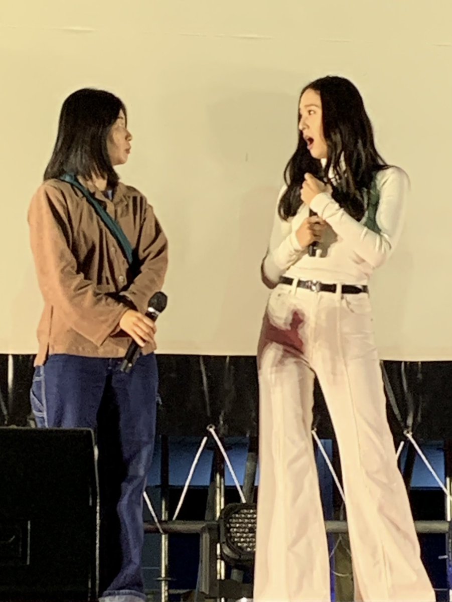 제트별 tweet media