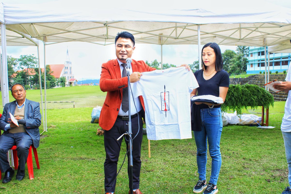 neikha_zale's tweet photo. Attended the fall fest of Viswema Student Union held at St. Joseph Hr. Sec. School, Viswema. Privilege to launch anniversary T-Shirt of Viswema Mechรผ Krotho. Also took part in the Indigenous traditional games bringing back childhood memories. #StudentUnion #FallFest2022 #Viswema https://t.co/Dn3JcXTIqW