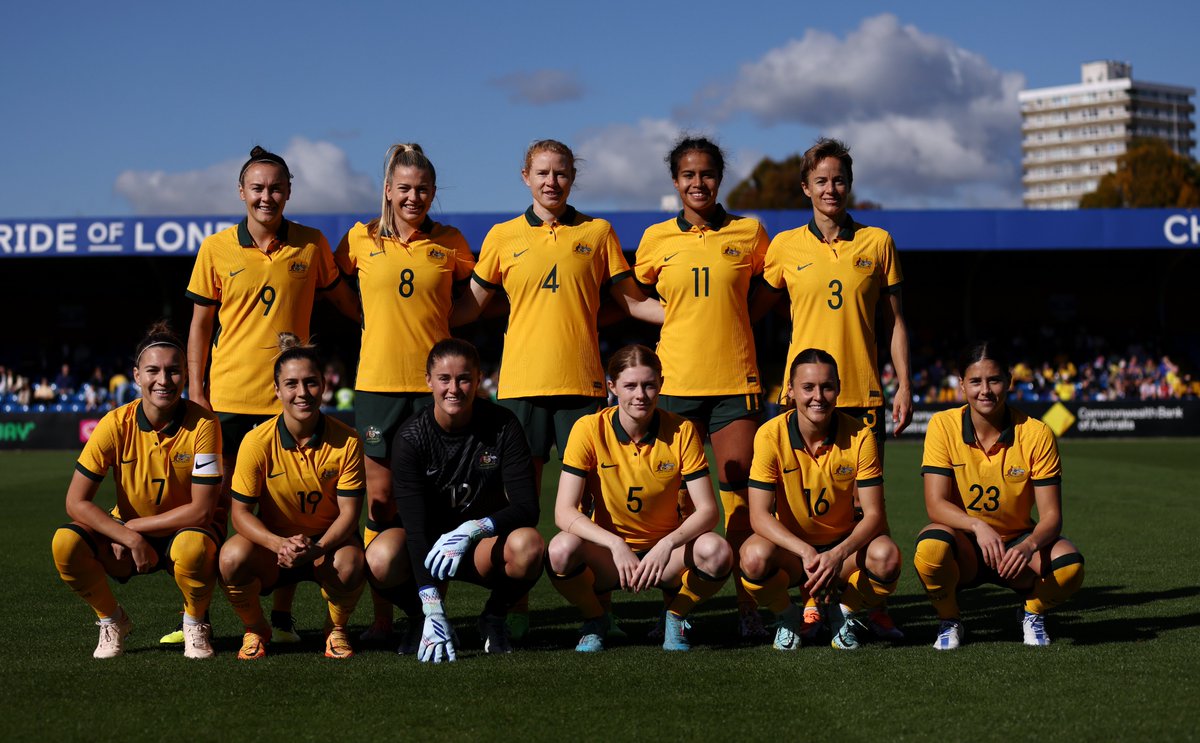 TheMatildas's tweet photo. Our squad! 🇦🇺
#WeAreMatildas #AUSvRAS https://t.co/3wFIAy7vnT